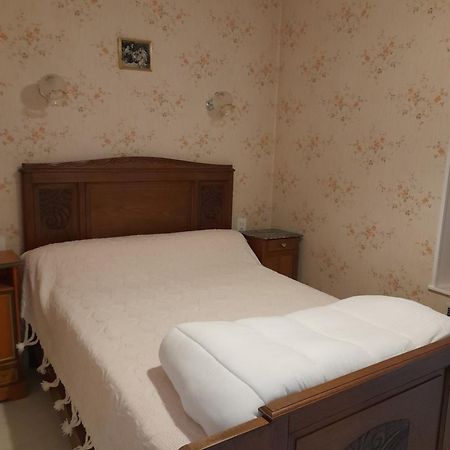 Maison Proche Le Pal 4Kms Thiel-sur-Acolin 외부 사진